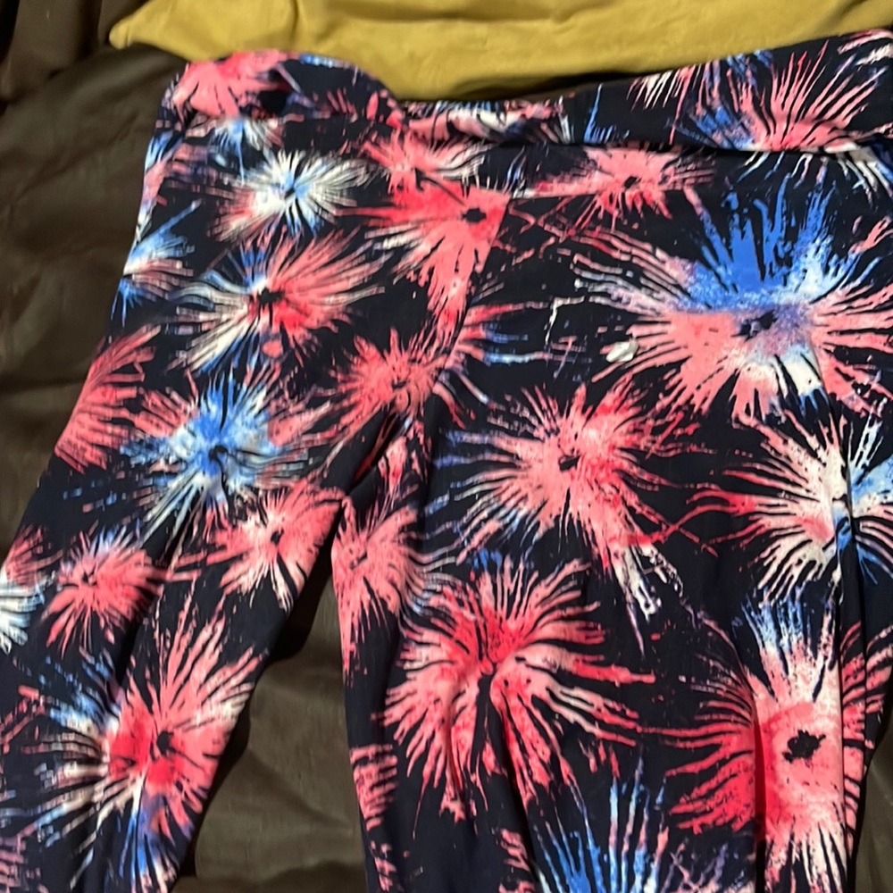 Firework designed leggings